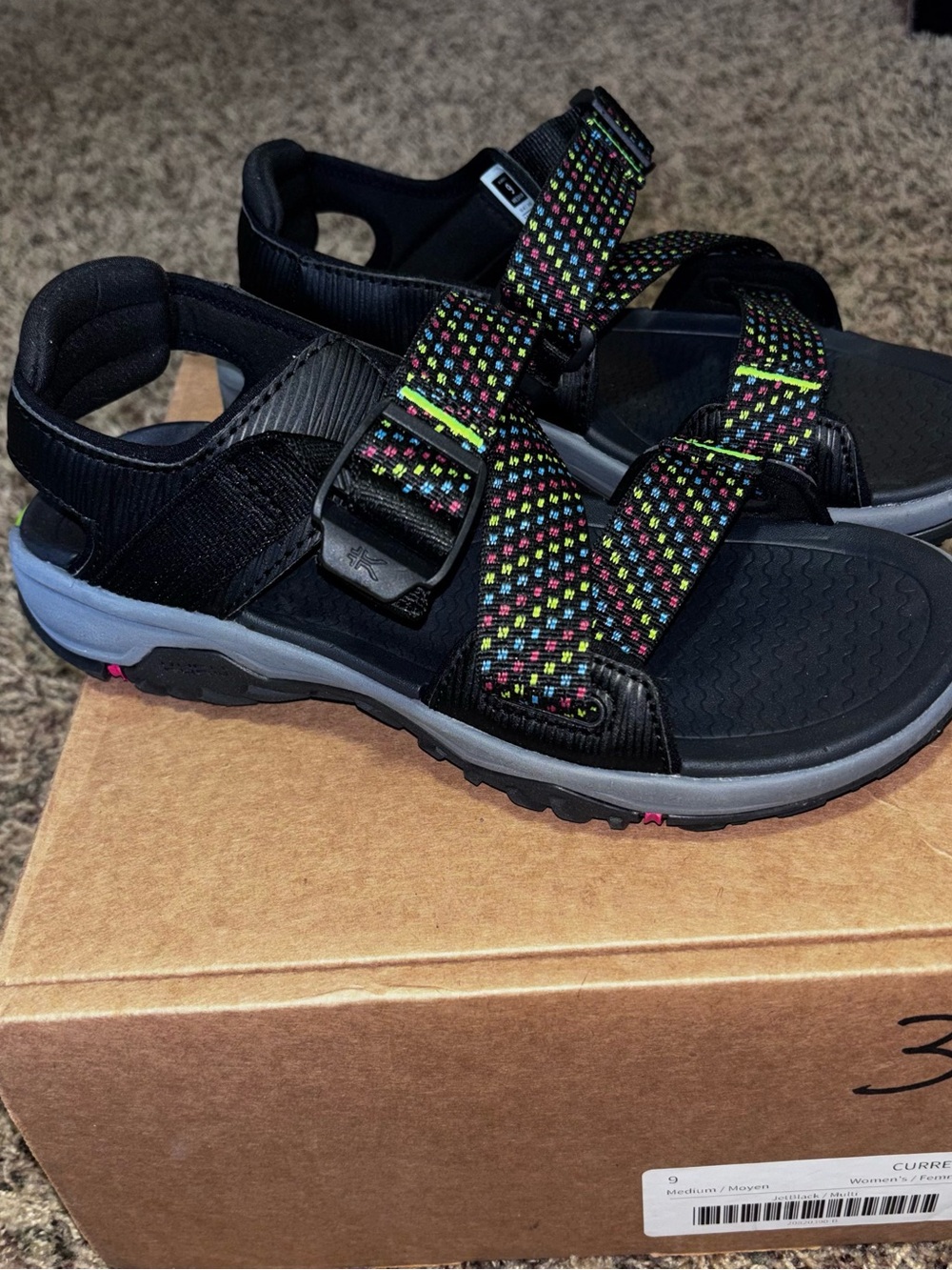 Kuru Current Womens Size 9 Black Multi Beach Walking Outdoor Strappy Sandals